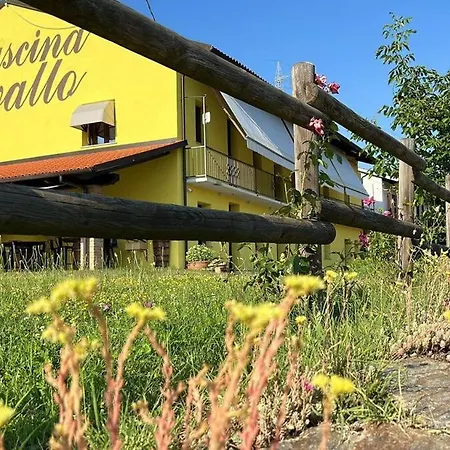 Cascina Cavallo 3* Canale